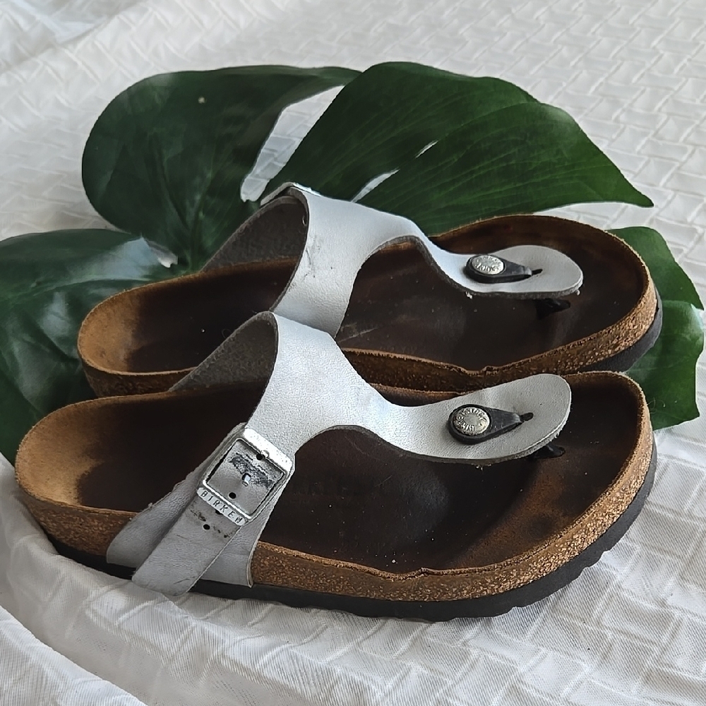 Birkenstock Gizeh Birko-Flor Silver Leather Sandals with Buckle Summer Shoes